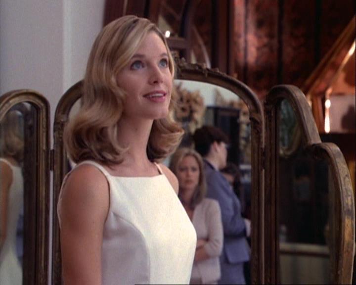 Charmed-Online-dot-net_106TheWeddingFromHell0869.jpg