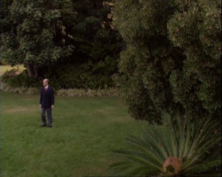 Charmed-Online-dot-net_106TheWeddingFromHell0898.jpg