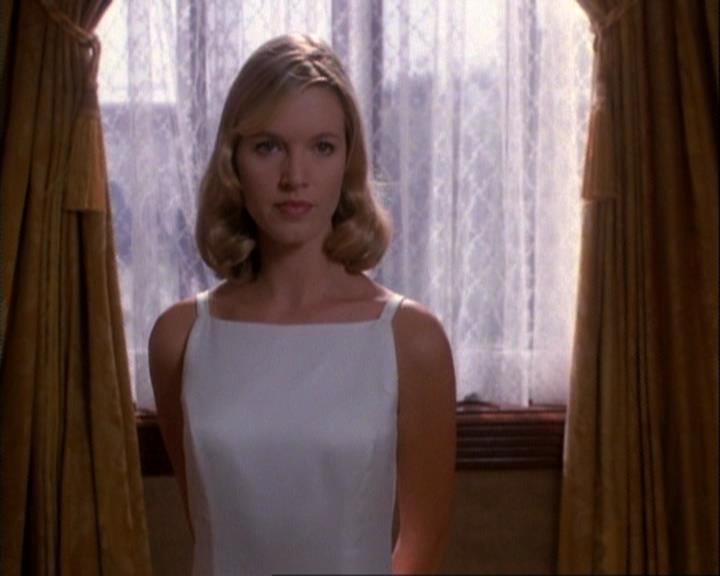 Charmed-Online-dot-net_106TheWeddingFromHell1035.jpg Charmed-Online-dot-net_106TheWeddingFromHell1035.jpg