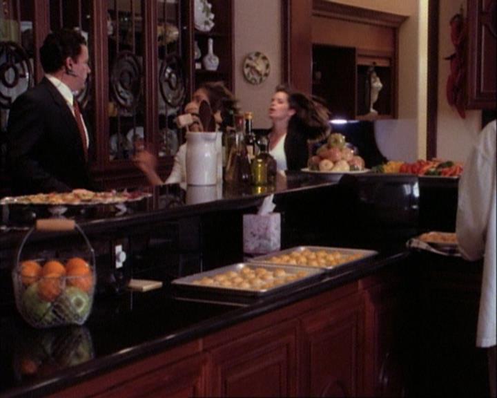 Charmed-Online-dot-net_106TheWeddingFromHell1060.jpg
