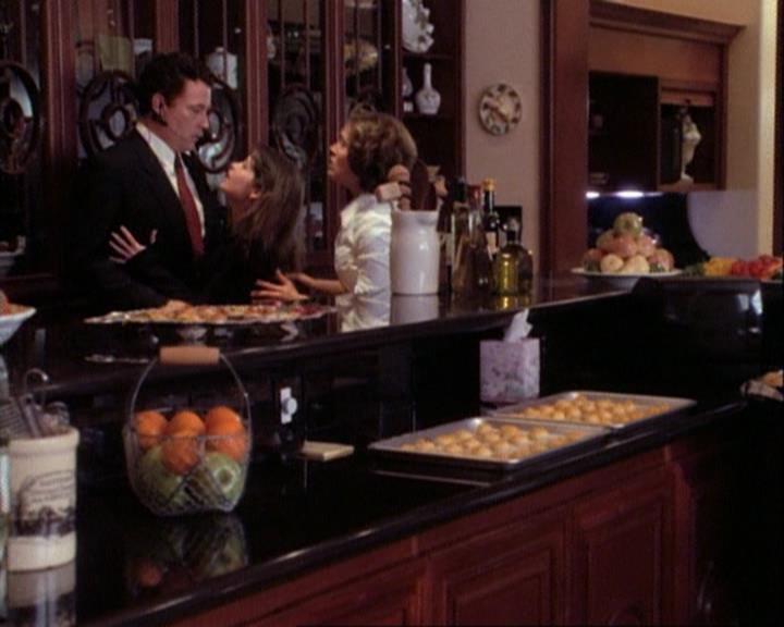 Charmed-Online-dot-net_106TheWeddingFromHell1061.jpg