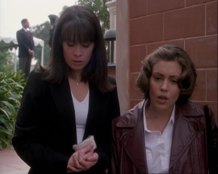 Charmed-Online-dot-net_106TheWeddingFromHell1112.jpg
