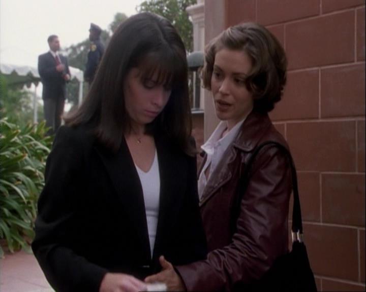 Charmed-Online-dot-net_106TheWeddingFromHell1125.jpg