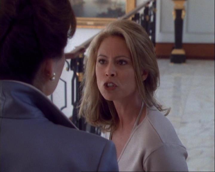 Charmed-Online-dot-net_106TheWeddingFromHell1196.jpg