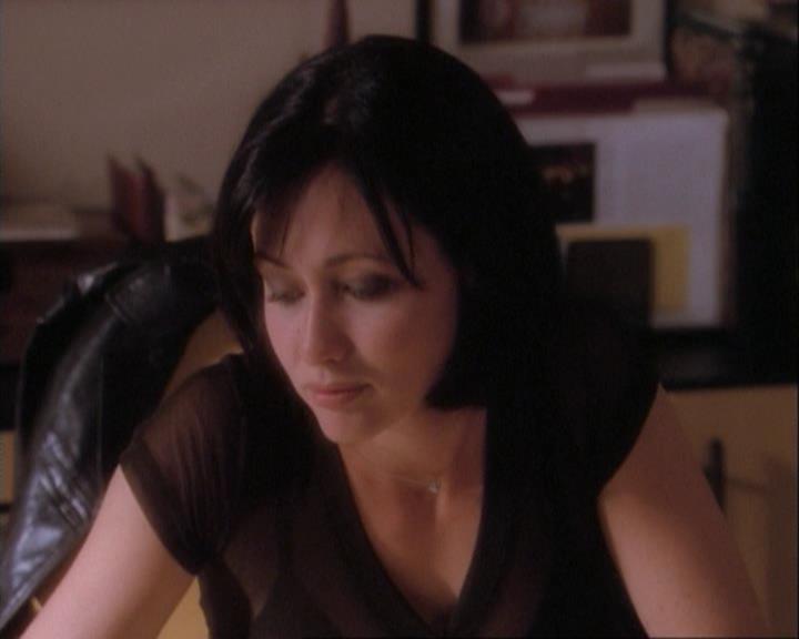 Charmed-Online-dot-net_106TheWeddingFromHell1269.jpg