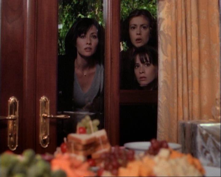 Charmed-Online-dot-net_106TheWeddingFromHell1617.jpg