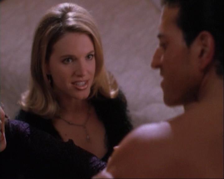 Charmed-Online-dot-net_106TheWeddingFromHell1665.jpg Charmed-Online-dot-net_106TheWeddingFromHell1665.jpg