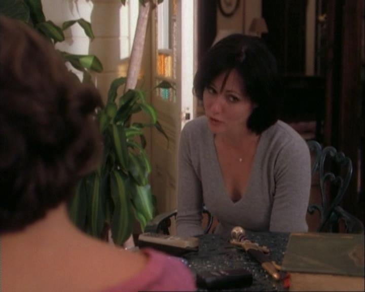 Charmed-Online-dot-net_106TheWeddingFromHell1708.jpg