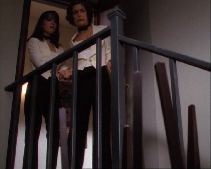 Charmed-Online-dot-net_106TheWeddingFromHell2037.jpg