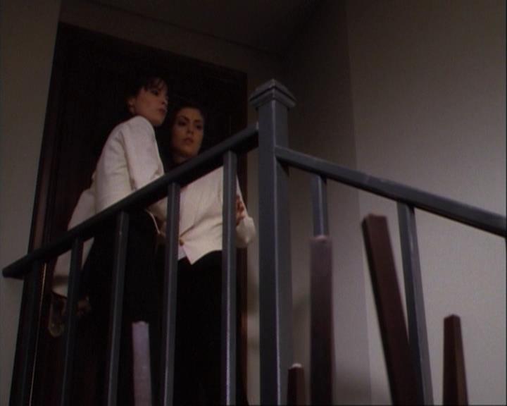 Charmed-Online-dot-net_106TheWeddingFromHell2040.jpg