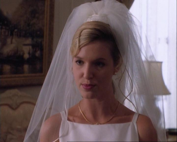 Charmed-Online-dot-net_106TheWeddingFromHell2152.jpg Charmed-Online-dot-net_106TheWeddingFromHell2152.jpg