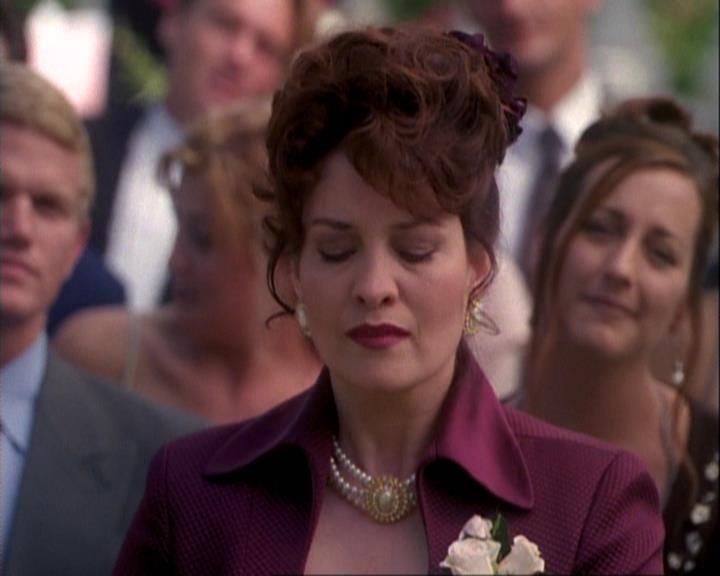 Charmed-Online-dot-net_106TheWeddingFromHell2235.jpg