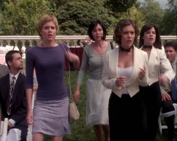 Charmed-Online-dot-net_106TheWeddingFromHell2237.jpg