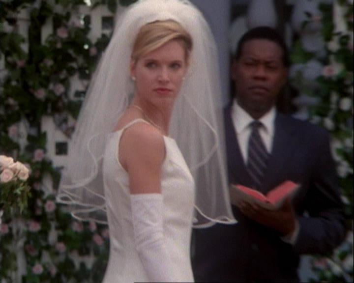 Charmed-Online-dot-net_106TheWeddingFromHell2239.jpg
