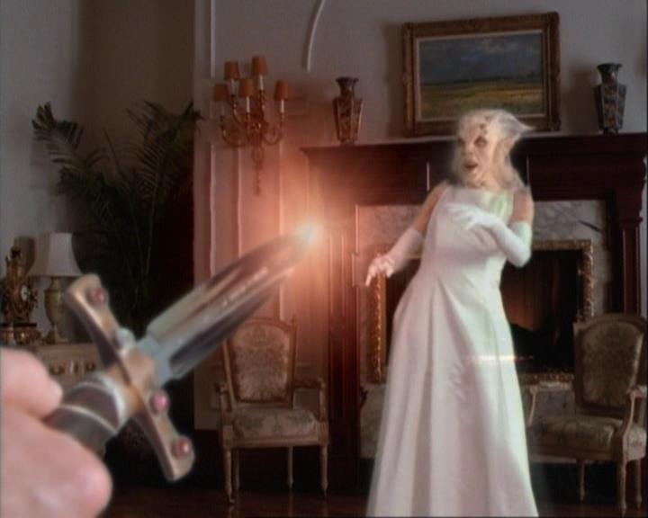 Charmed-Online-dot-net_106TheWeddingFromHell2311.jpg