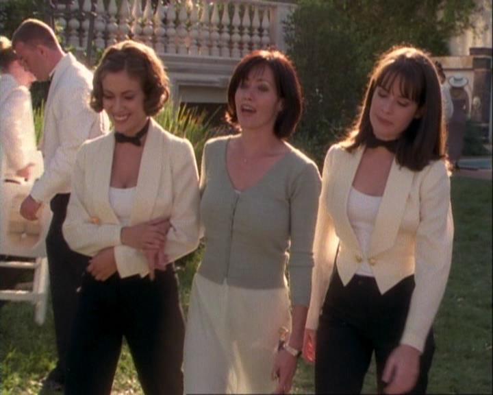 Charmed-Online-dot-net_106TheWeddingFromHell2349.jpg