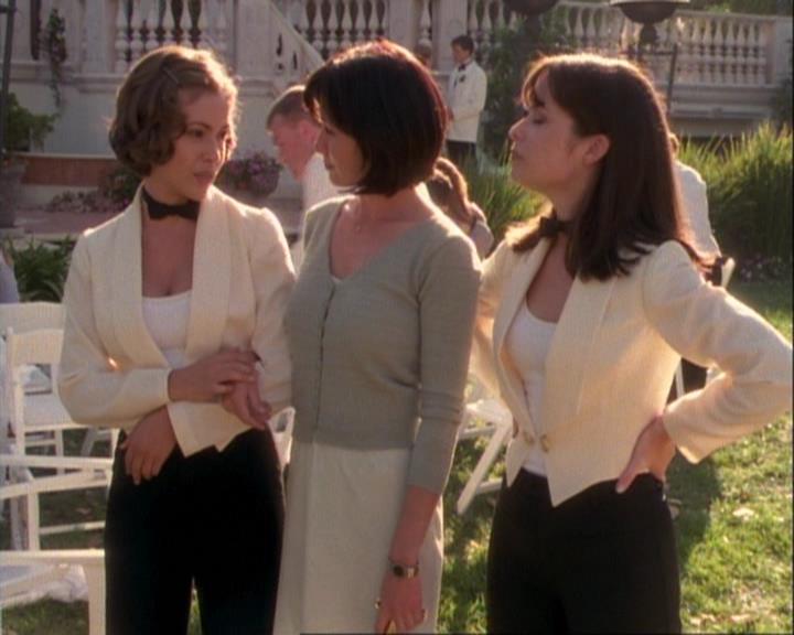 Charmed-Online-dot-net_106TheWeddingFromHell2361.jpg