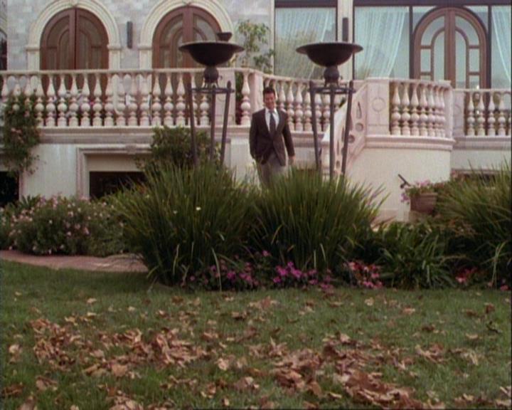 Charmed-Online-dot-net_106TheWeddingFromHell2368.jpg
