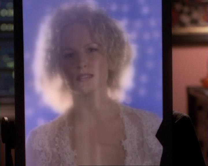 Charmed-Online-dot-net_107TheFourthSister0066.jpg