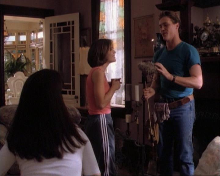 Charmed-Online-dot-net_107TheFourthSister0171.jpg