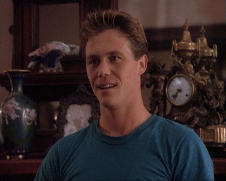Charmed-Online-dot-net_107TheFourthSister0189.jpg