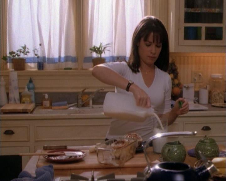 Charmed-Online-dot-net_107TheFourthSister0352.jpg