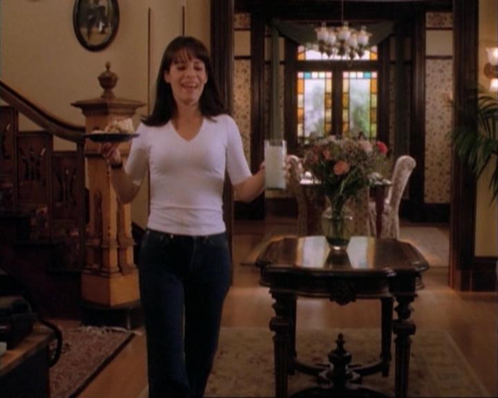 Charmed-Online-dot-net_107TheFourthSister0366.jpg