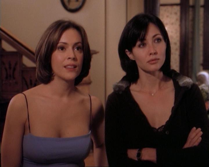 Charmed-Online-dot-net_107TheFourthSister0385.jpg