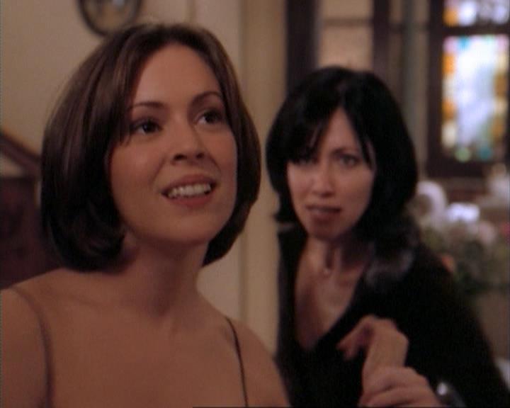 Charmed-Online-dot-net_107TheFourthSister0412.jpg