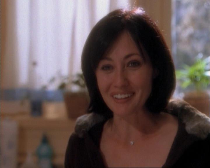 Charmed-Online-dot-net_107TheFourthSister0474.jpg