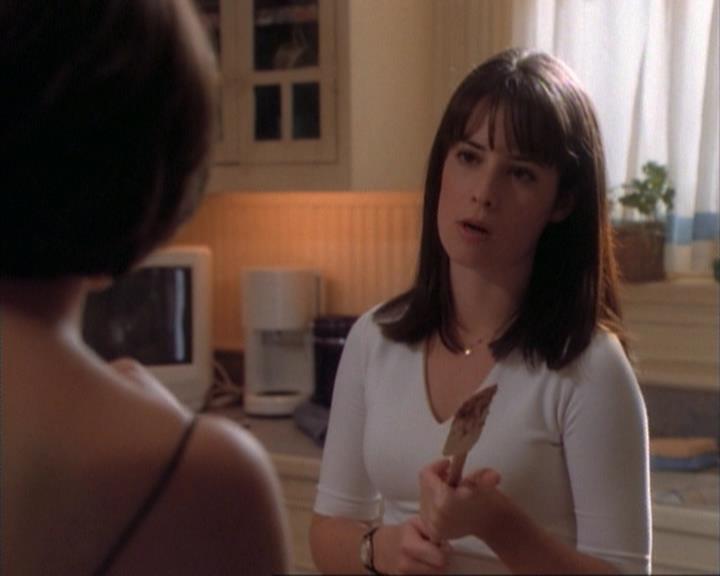 Charmed-Online-dot-net_107TheFourthSister0505.jpg