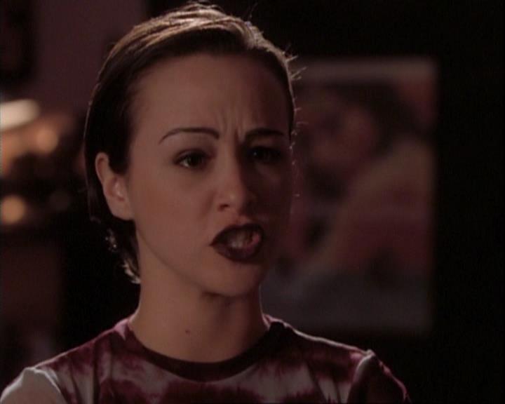 Charmed-Online-dot-net_107TheFourthSister0548.jpg