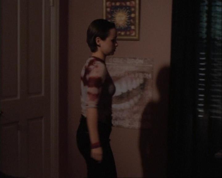 Charmed-Online-dot-net_107TheFourthSister0570.jpg
