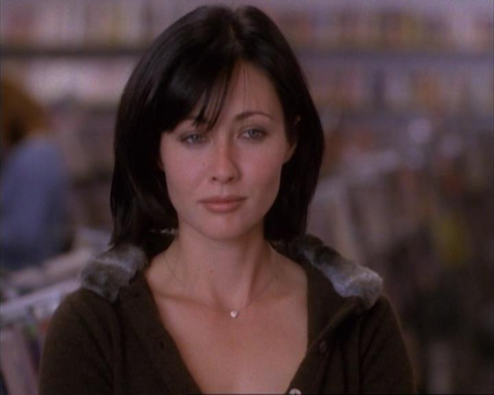 Charmed-Online-dot-net_107TheFourthSister0611.jpg