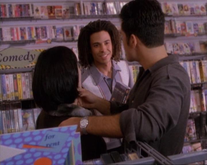 Charmed-Online-dot-net_107TheFourthSister0650.jpg