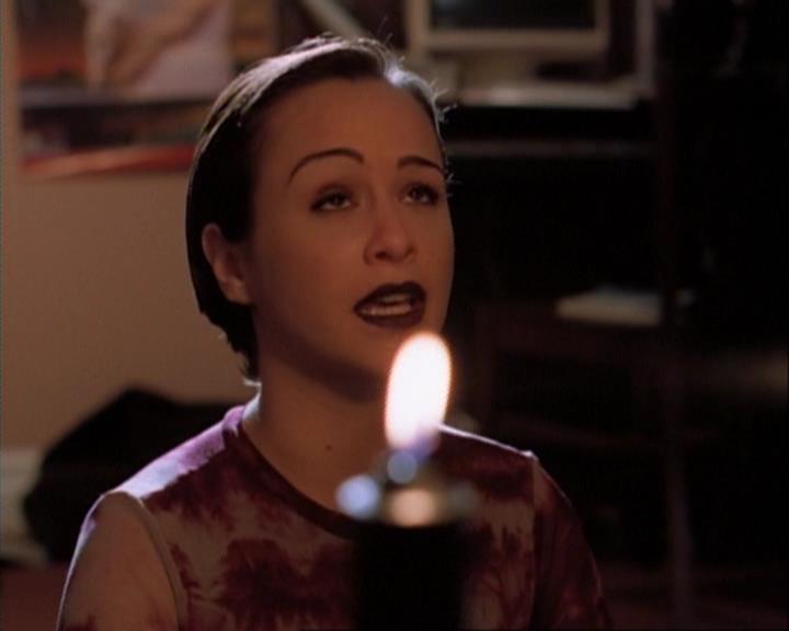 Charmed-Online-dot-net_107TheFourthSister0662.jpg Charmed-Online-dot-net_107TheFourthSister0662.jpg