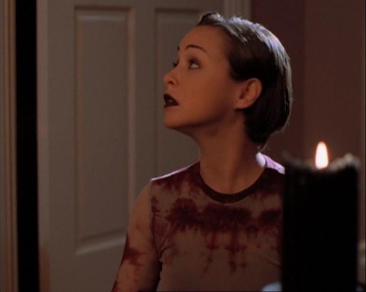 Charmed-Online-dot-net_107TheFourthSister0680.jpg
