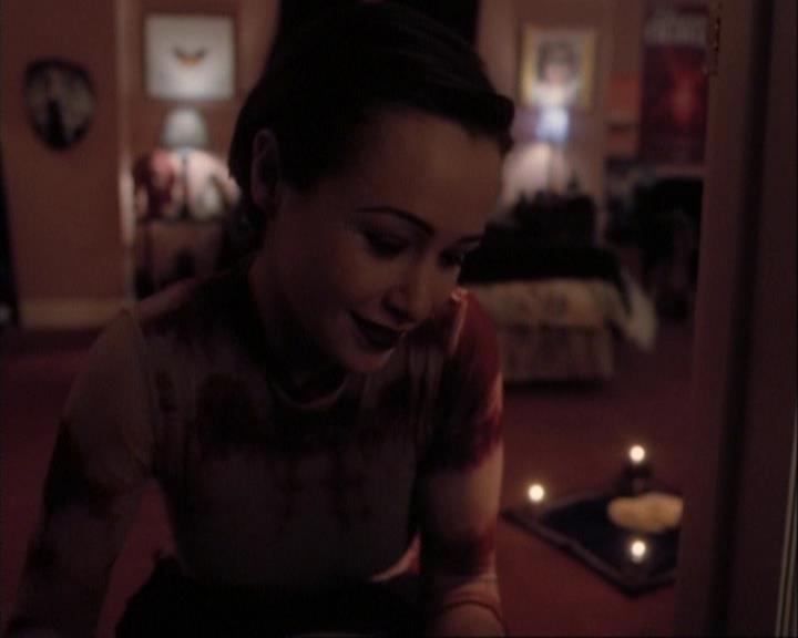 Charmed-Online-dot-net_107TheFourthSister0687.jpg