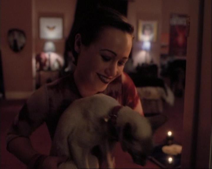 Charmed-Online-dot-net_107TheFourthSister0688.jpg