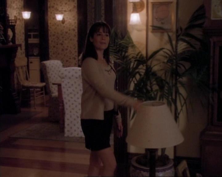 Charmed-Online-dot-net_107TheFourthSister0706.jpg