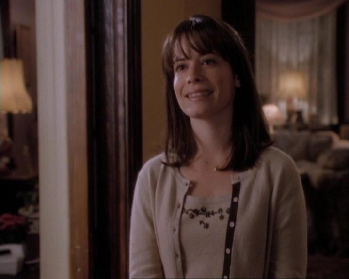 Charmed-Online-dot-net_107TheFourthSister0732.jpg