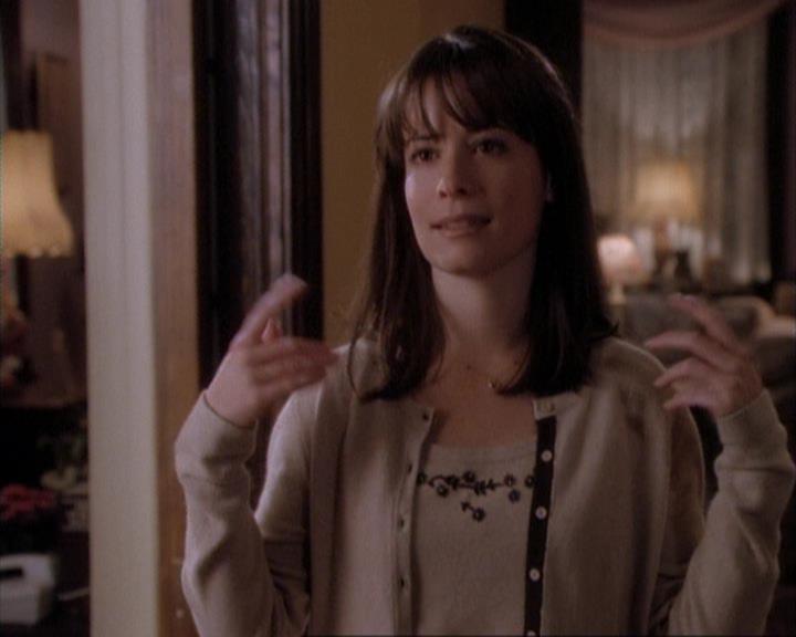Charmed-Online-dot-net_107TheFourthSister0736.jpg