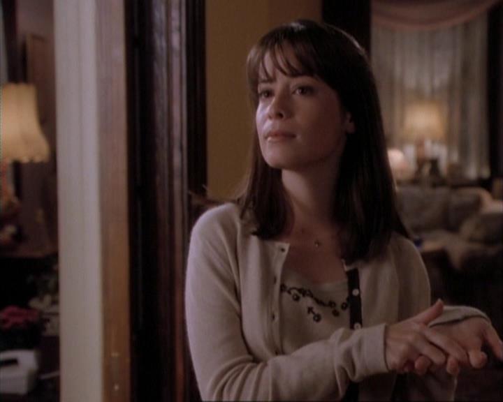 Charmed-Online-dot-net_107TheFourthSister0745.jpg