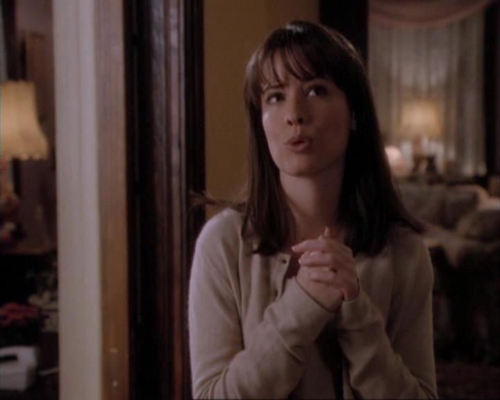 Charmed-Online-dot-net_107TheFourthSister0754.jpg