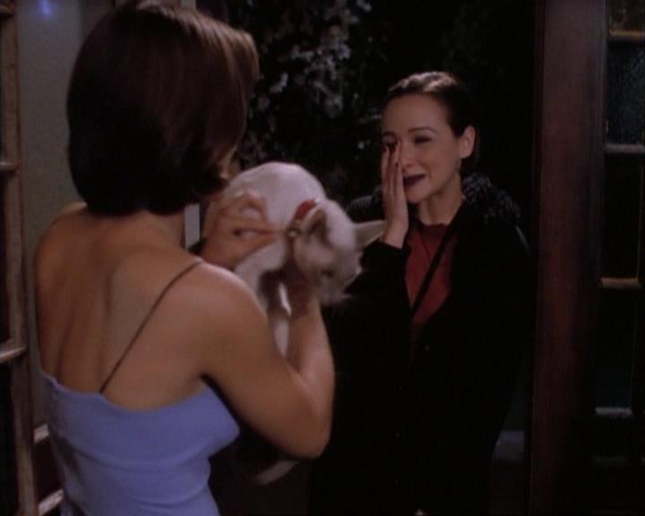 Charmed-Online-dot-net_107TheFourthSister0766.jpg