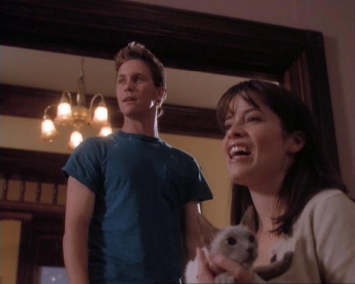 Charmed-Online-dot-net_107TheFourthSister0795.jpg