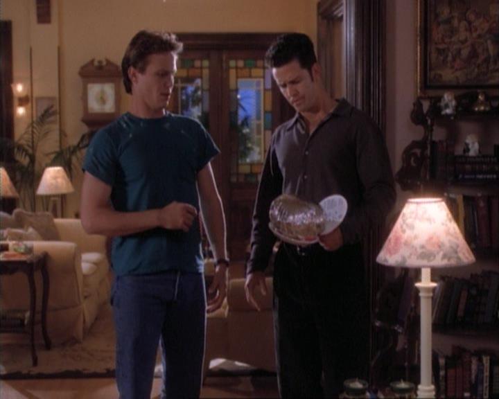 Charmed-Online-dot-net_107TheFourthSister0852.jpg