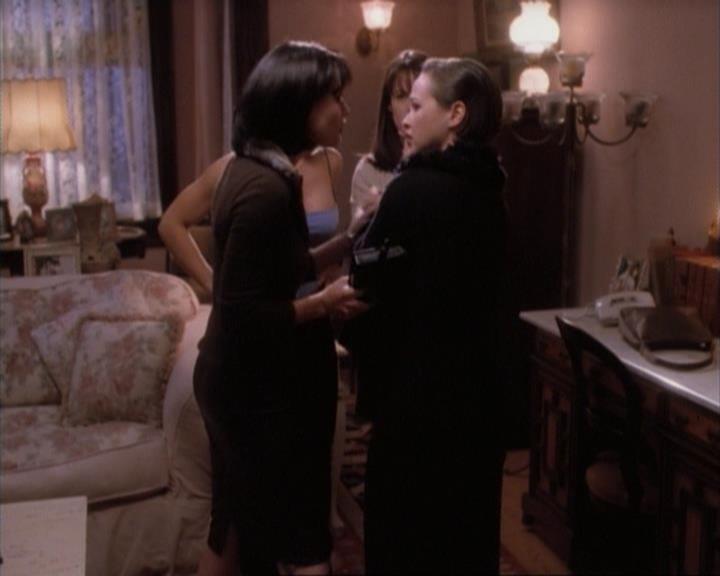 Charmed-Online-dot-net_107TheFourthSister0880.jpg