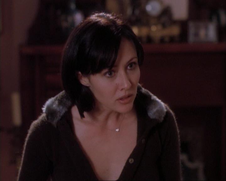 Charmed-Online-dot-net_107TheFourthSister0886.jpg
