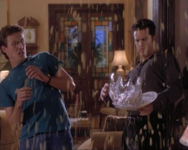 Charmed-Online-dot-net_107TheFourthSister0899.jpg